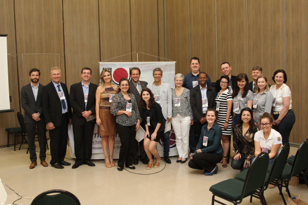 Rector and Coordinator of International Relations of UENP participate in Western Parana International Week in Foz do Iguaçu