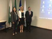 Prof. Glayds Arcadia Romero and Prof. René Arruá Tooreani – UNI – National University of Itapuá – Paraguay